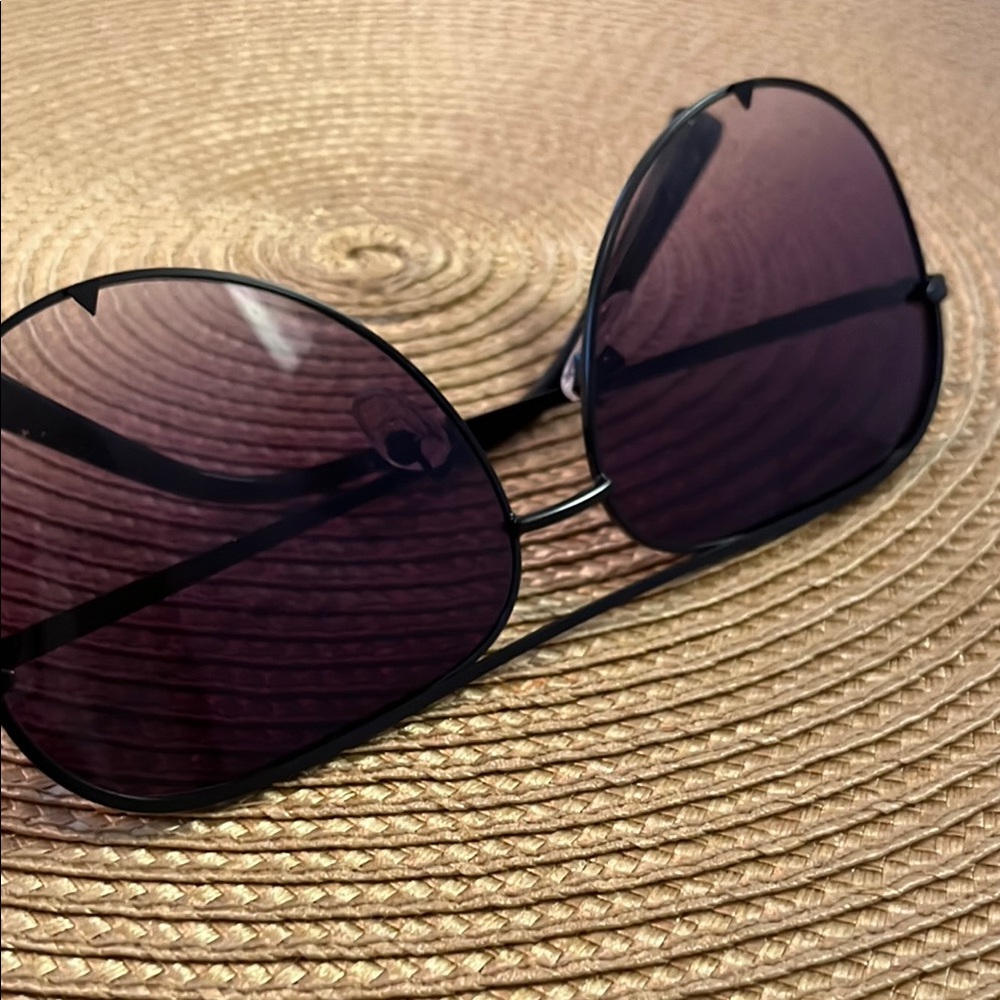 Vintage Black Aviator Sunglasses